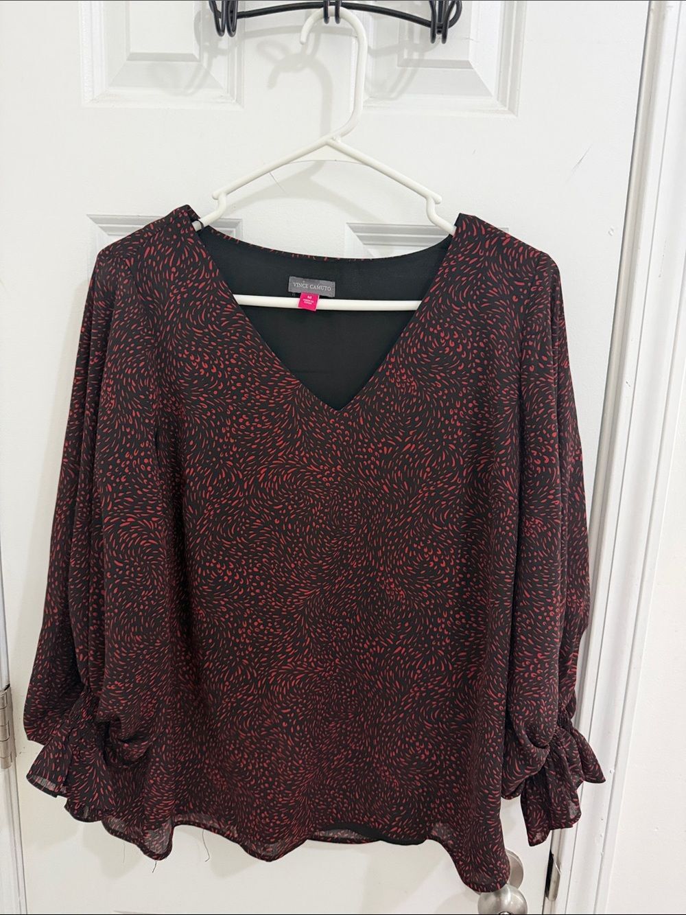 Vince Camuto Black Blouse with Red Micro Dot Swirl Size Medium